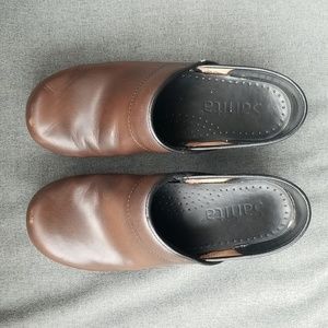 SANITA Leather Clogs, size 39, brown